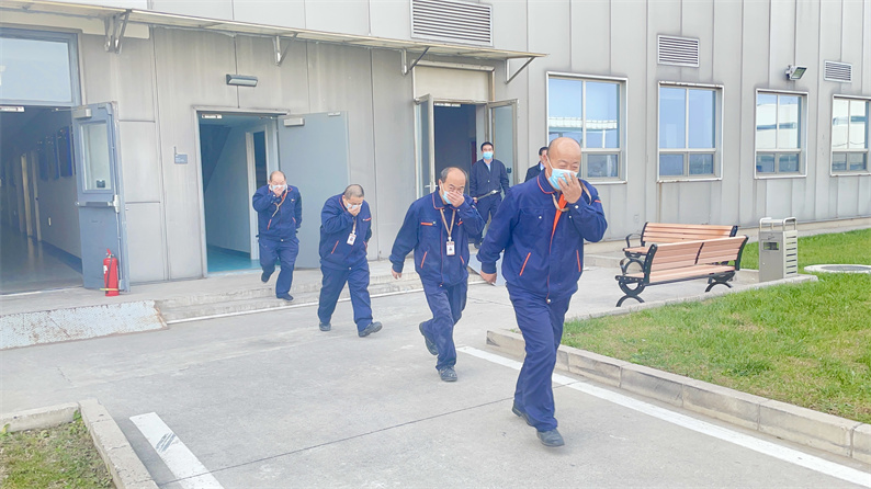 618501ff9eb0d.jpg 618501ff9eb0d.jpg