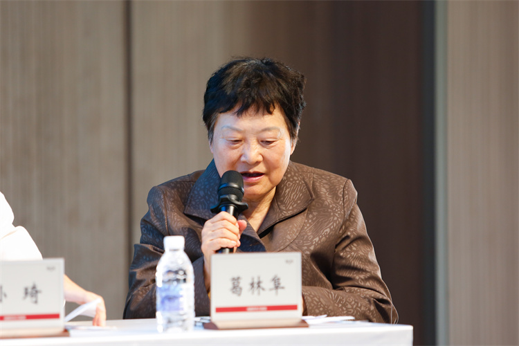 672c7d13711de.jpg 672c7d13711de.jpg