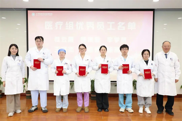 6981999924d6e.jpg 6981999924d6e.jpg