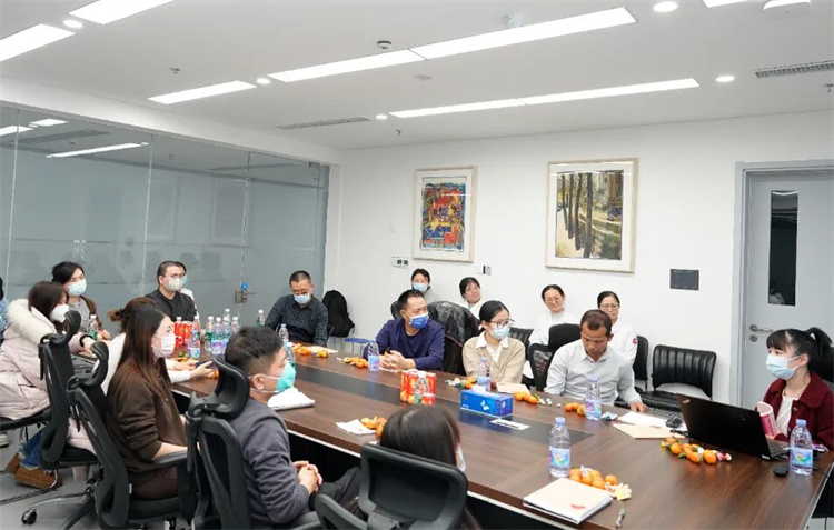 6990348d8fda8.jpg 6990348d8fda8.jpg